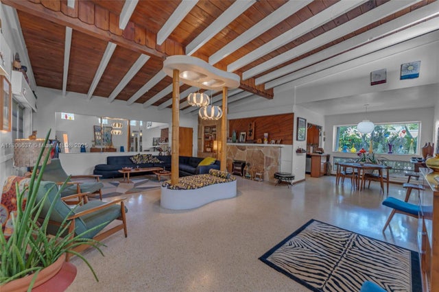 3 of 24 - 1895 Sw 25th St, Miami, FL