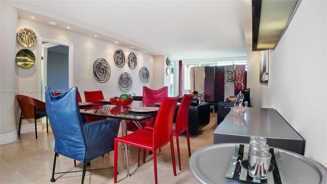 2 of 18 - 5005 Collins Ave 212, Miami Beach, FL