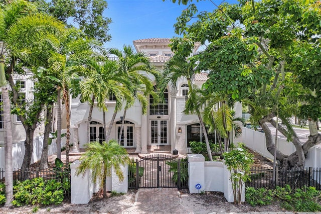 1 of 44 - 827 Se 2nd Ct, Fort Lauderdale, FL