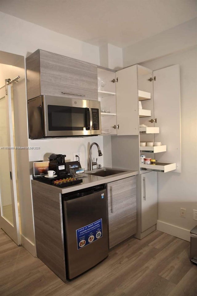 2 of 9 - 763 Pennsylvania Ave 101, Miami Beach, FL