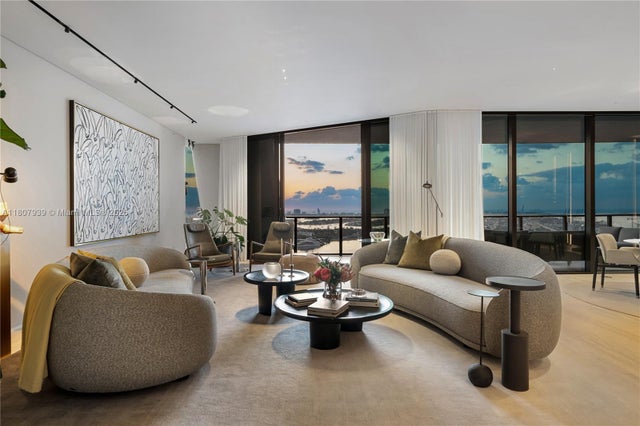 1 of 69 - 1000 Biscayne Blvd 3201, Miami, FL