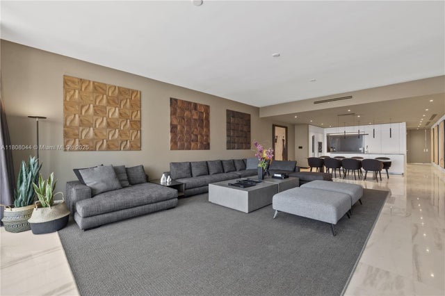 3 of 100 - 300 Biscayne Blvd Way 3104, Miami, FL