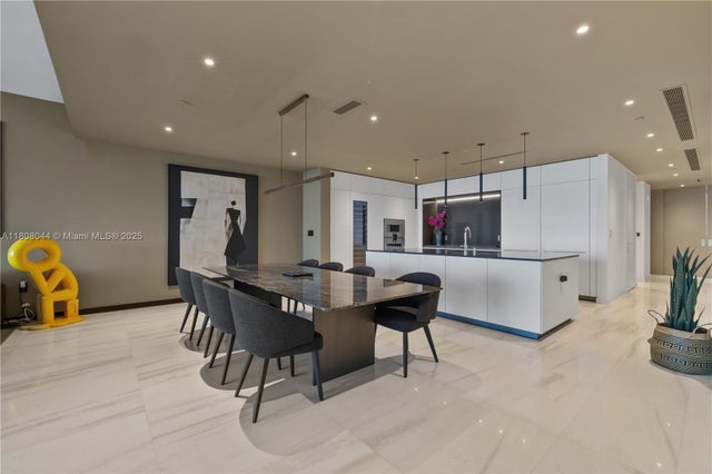 5 of 100 - 300 Biscayne Blvd Way 3104, Miami, FL