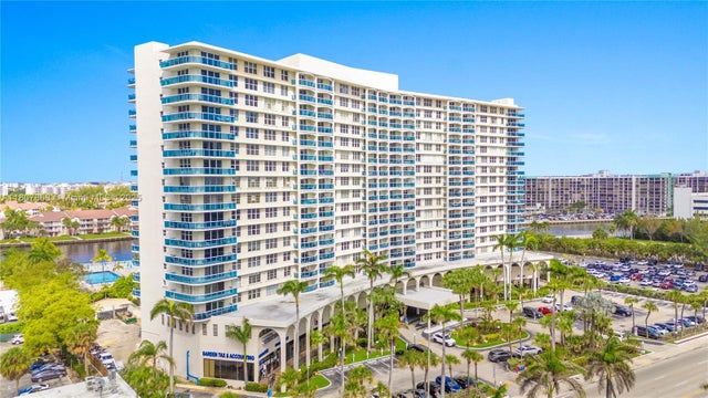 1 of 67 - 3800 S Ocean Dr 1810, Hollywood, FL