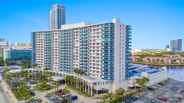 3 of 67 - 3800 S Ocean Dr 1810, Hollywood, FL