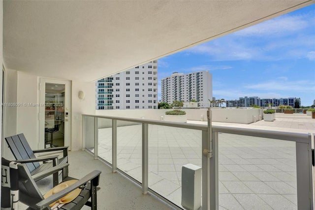2 of 81 - 2751 S Ocean Dr 301s, Hollywood, FL