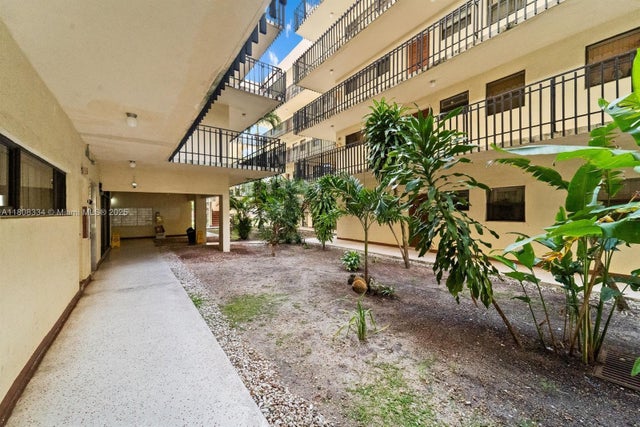 3 of 14 - 650 Ne 149th St 407a, Miami, FL