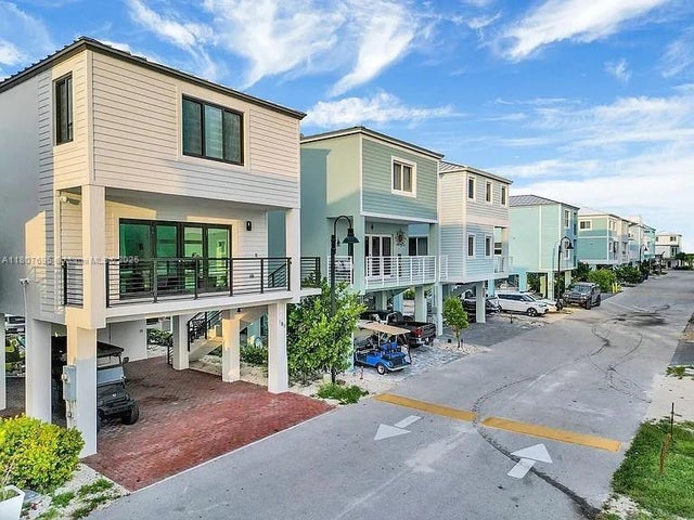 1 of 17 - 94825 Overseas Hwy #186, Key Largo, FL