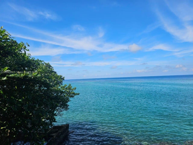 5 of 46 - 00 Estate With Cottages – Boscobel Beach, St. Mary, J, , 