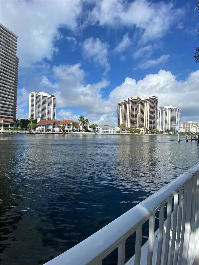 3 of 20 - 19390 Collins Ave 217, Sunny Isles Beach, FL