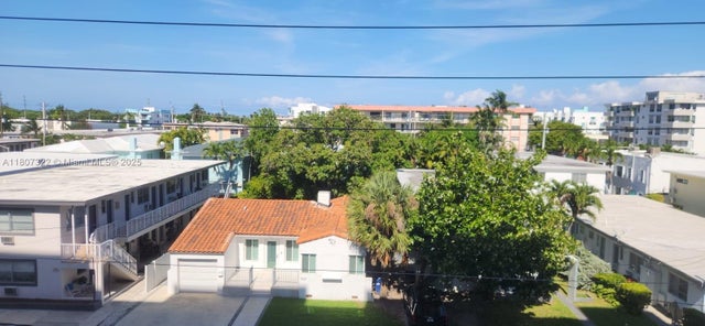3 of 22 - 7850 Byron Ave 403, Miami Beach, FL