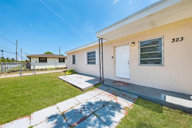 2 of 25 - 323 Nw 9th St, Hallandale Beach, FL