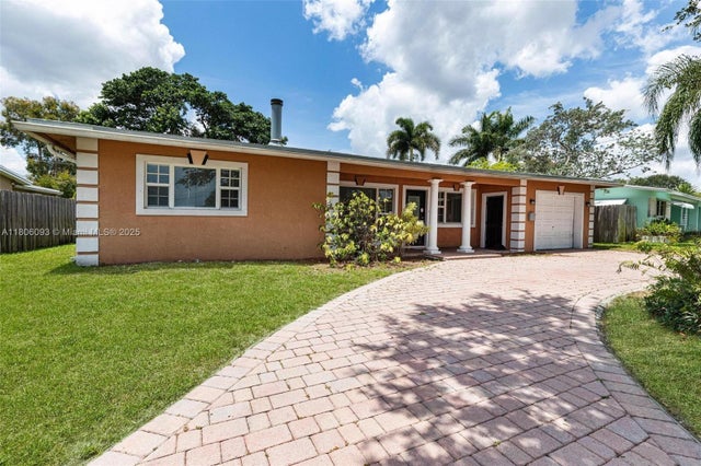 3 of 30 - 4521 Nw 12th Ter, Fort Lauderdale, FL