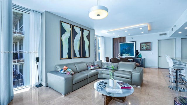 5 of 32 - 185 Sw 7th St 2911, Miami, FL