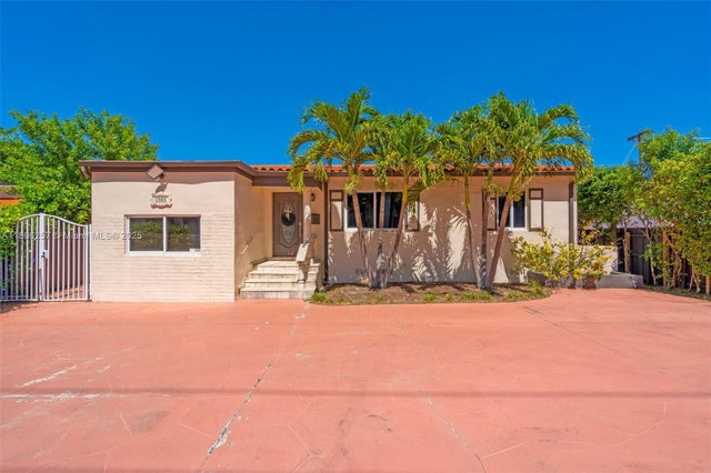 3 of 35 - 1901 Sw 37th Ave, Miami, FL