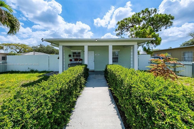 1 of 33 - 844 Nw 15th Ave, Fort Lauderdale, FL