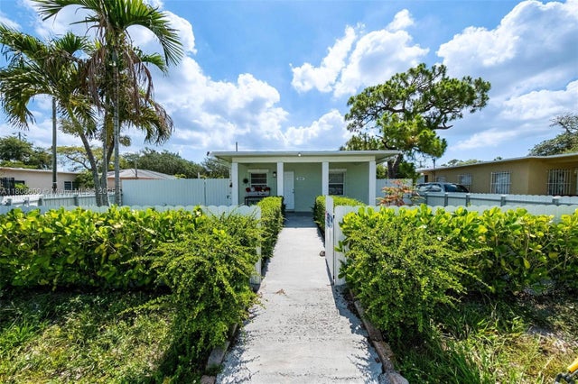 2 of 33 - 844 Nw 15th Ave, Fort Lauderdale, FL