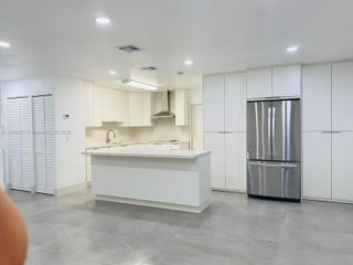 Photo of Listing #A11808627