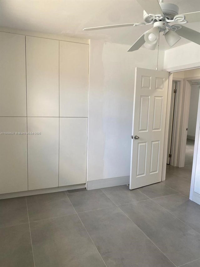 5 of 10 - 2820 Nw 14th Ct, Fort Lauderdale, FL