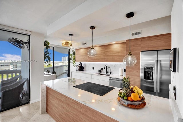 1 of 50 - 1000 W Island Blvd 611, Aventura, FL