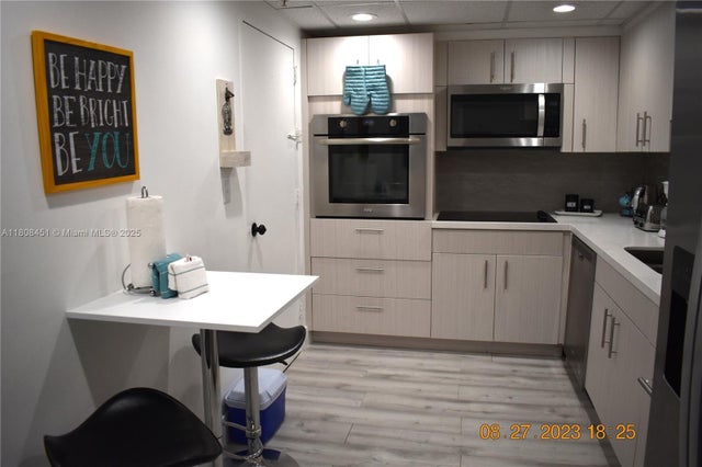 5 of 25 - 3901 S Ocean Dr 11a, Hollywood, FL