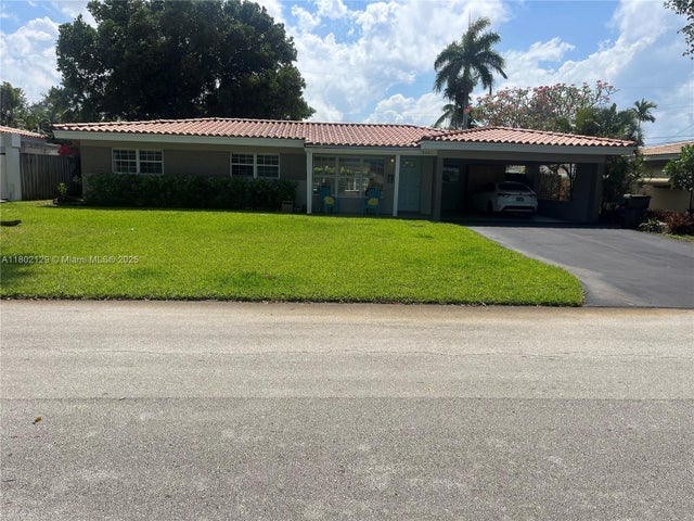 1 of 15 - 4441 Ne 17th Ave, Oakland Park, FL
