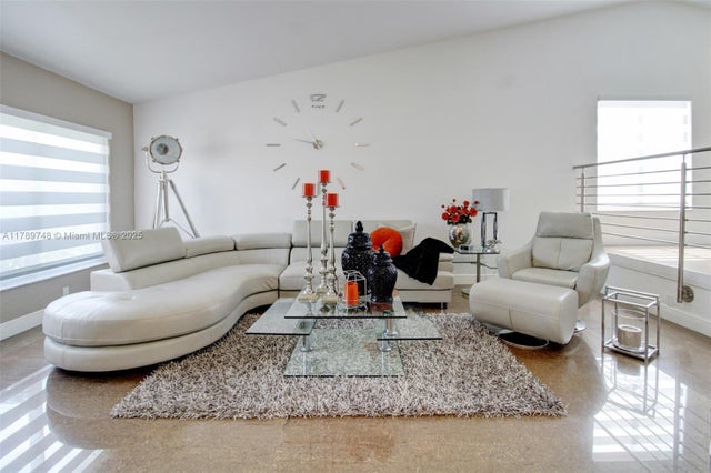 3 of 41 - 15462 Sw 147th St, Miami, FL