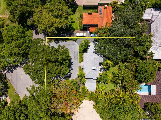 4 of 32 - 3245 Riviera Dr, Coral Gables, FL