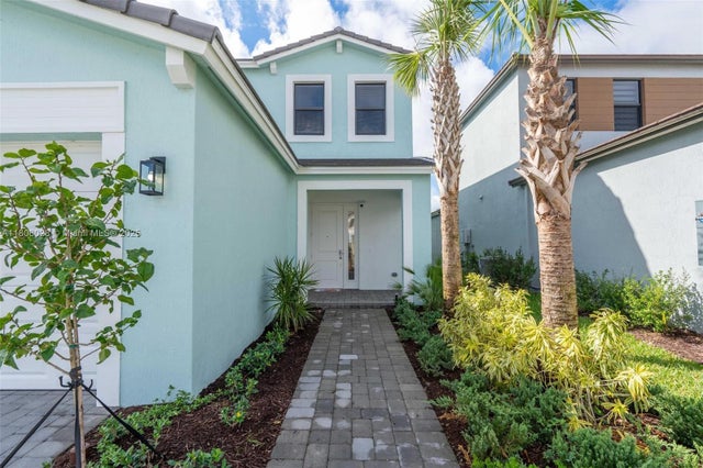 2 of 52 - 16450 Sea Turtle Pl, Loxahatchee, FL