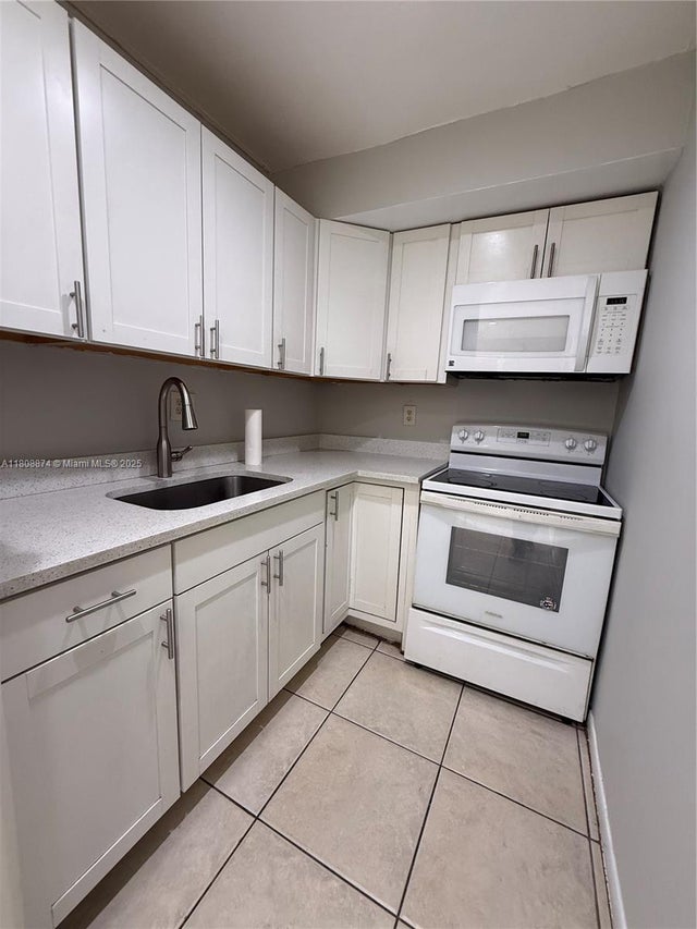 4 of 12 - 4705 Nw 7th St 203-7, Miami, FL