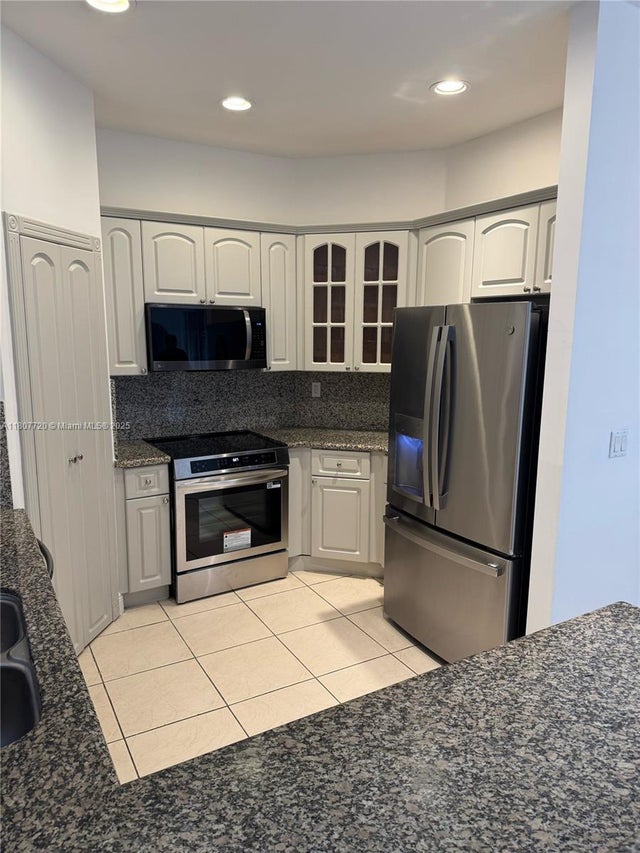 5 of 22 - 9058 Sw 161st Ter, Palmetto Bay, FL