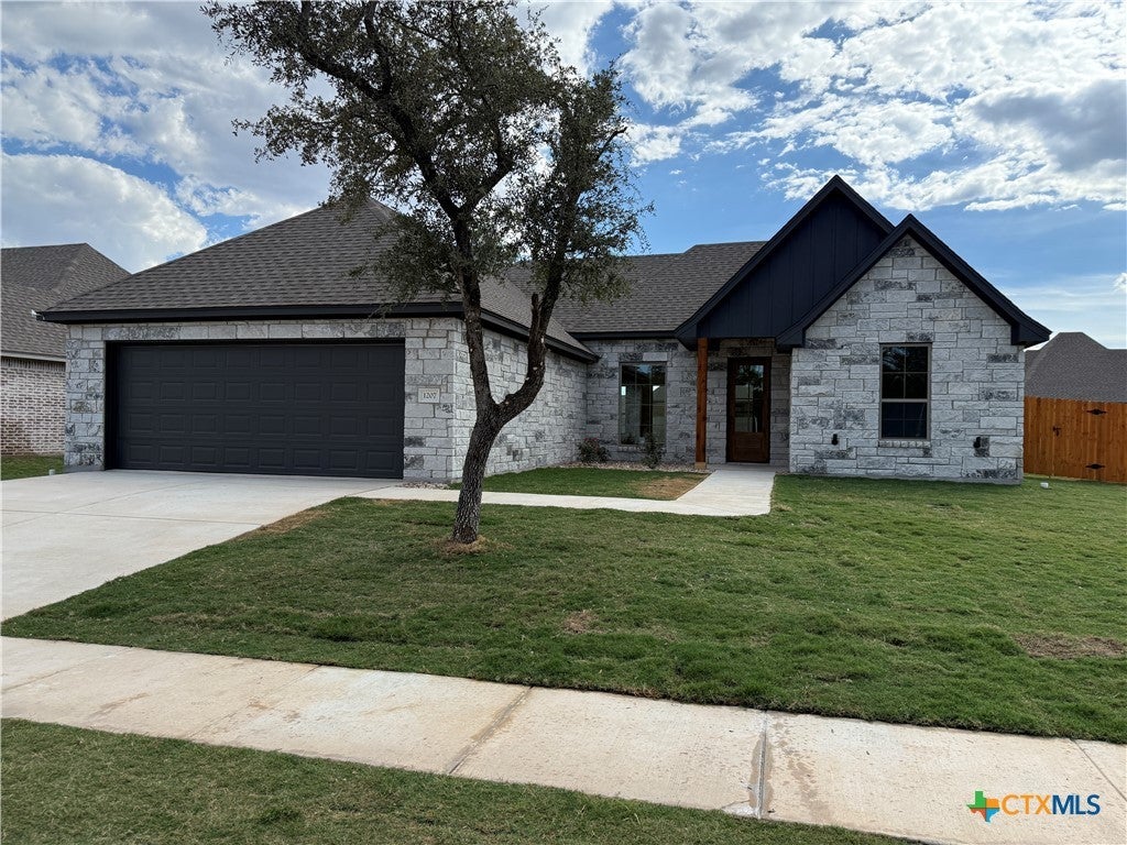 1207 Rylee Lane, Salado