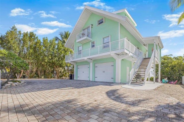 2 of 69 - 41 Mutiny Pl, Key Largo, FL
