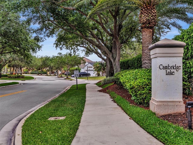 2 of 95 - 457 Cambridge Dr, Weston, FL