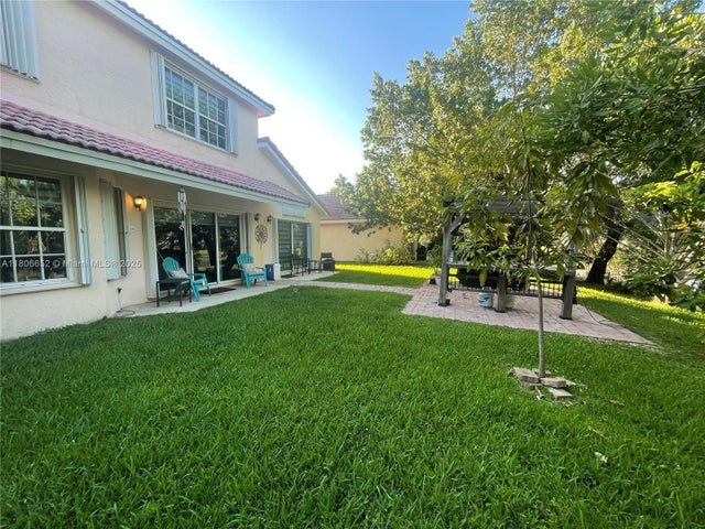 4 of 21 - 2220 Nw 137th Ave, Sunrise, FL