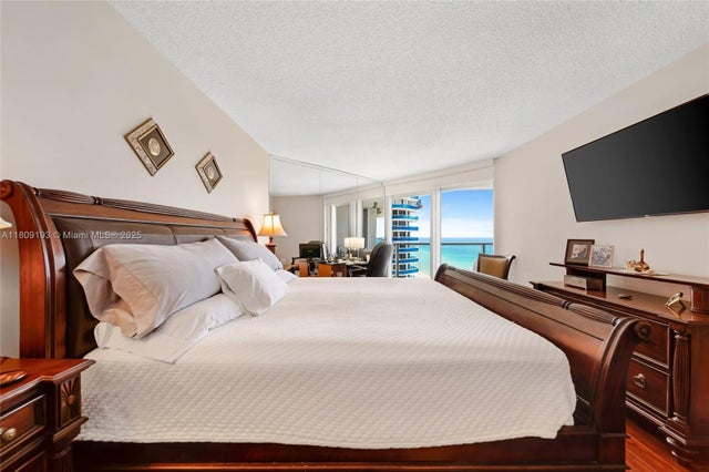 5 of 54 - 16445 Collins Ave 2226, Sunny Isles Beach, FL