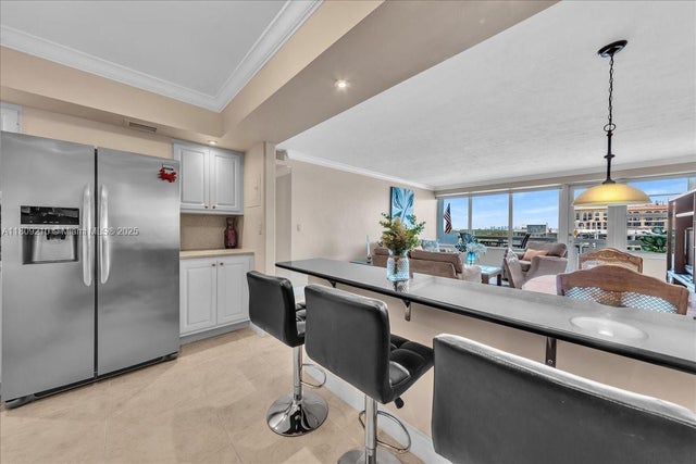 5 of 44 - 3111 N Ocean Dr 904, Hollywood, FL