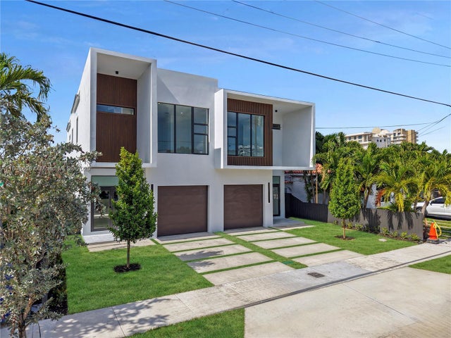 3 of 47 - 2839 Sw 25 St, Miami, FL