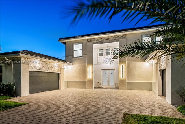 2 of 48 - 11035 N Sierra Ranch Dr, Davie, FL