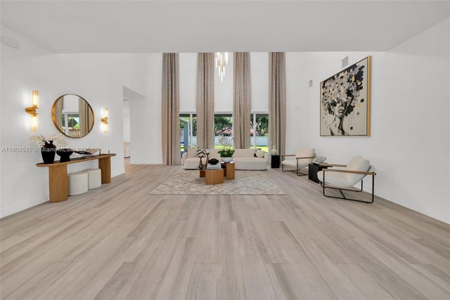 5 of 48 - 11035 N Sierra Ranch Dr, Davie, FL