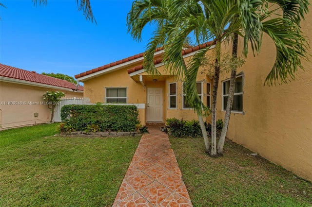 2 of 27 - 10813 Sw 158th Ln, Miami, FL