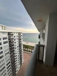 1 of 3 - 6039 Collins Ave Ph12, Miami Beach, FL