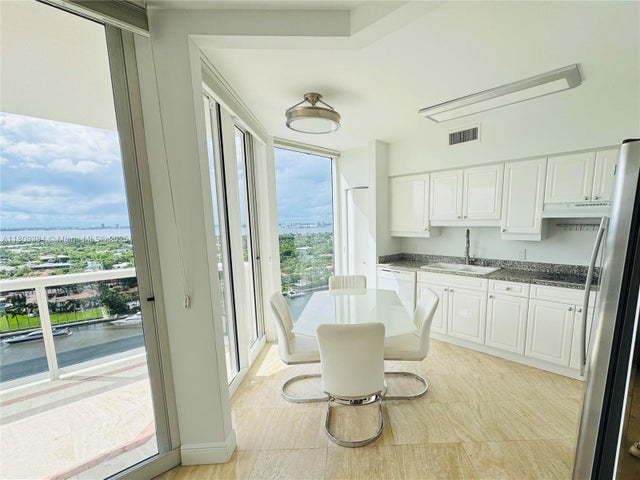 3 of 25 - 4779 Collins Ave 2106, Miami Beach, FL