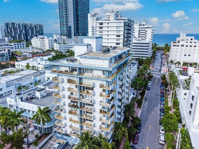 2 of 7 - 245 18th St 305, Miami Beach, FL