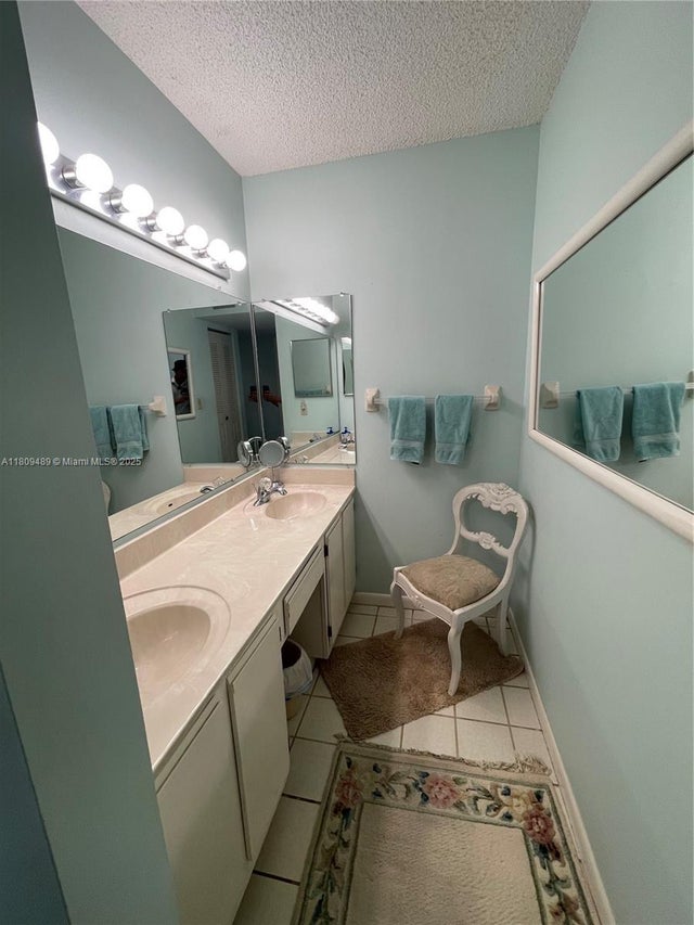 4 of 25 - 1480 Sheridan St 17b, Hollywood, FL