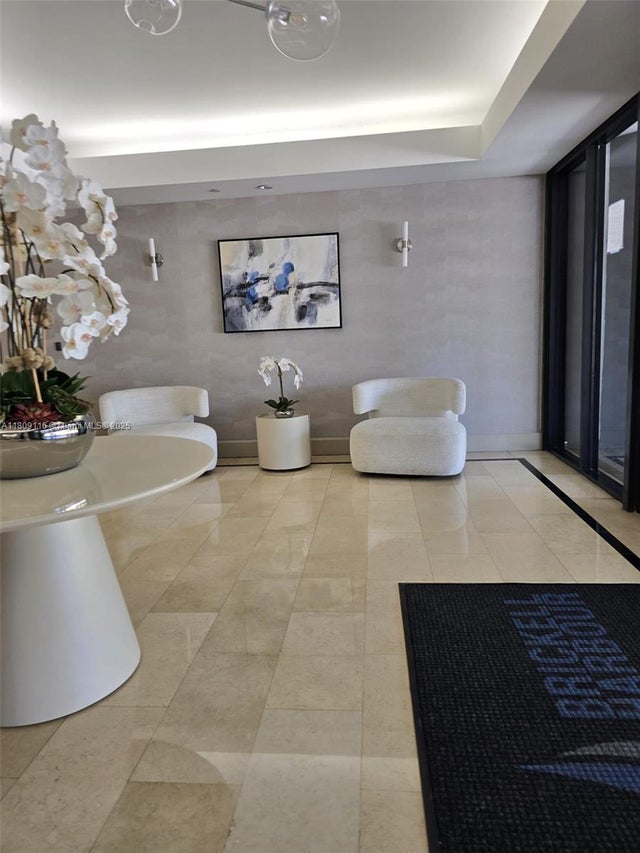 5 of 33 - 200 Se 15th Rd 6b, Miami, FL