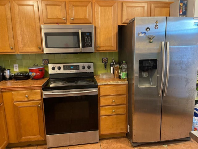 5 of 29 - 1770 Ne 191st St 316-1, Miami, FL