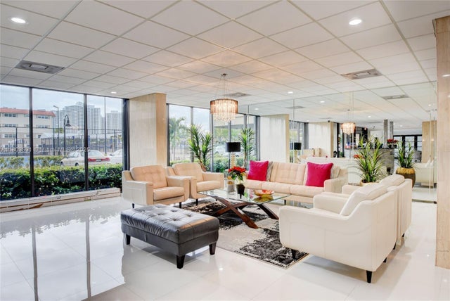 4 of 28 - 2017 S Ocean Dr 1510, Hallandale Beach, FL