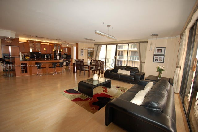 3 of 5 - 8877 Collins Ave 507, Surfside, FL