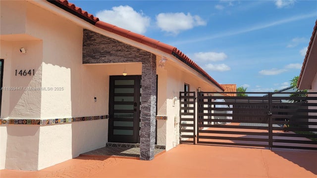 2 of 26 - 14641 Sw 52nd St, Miami, FL